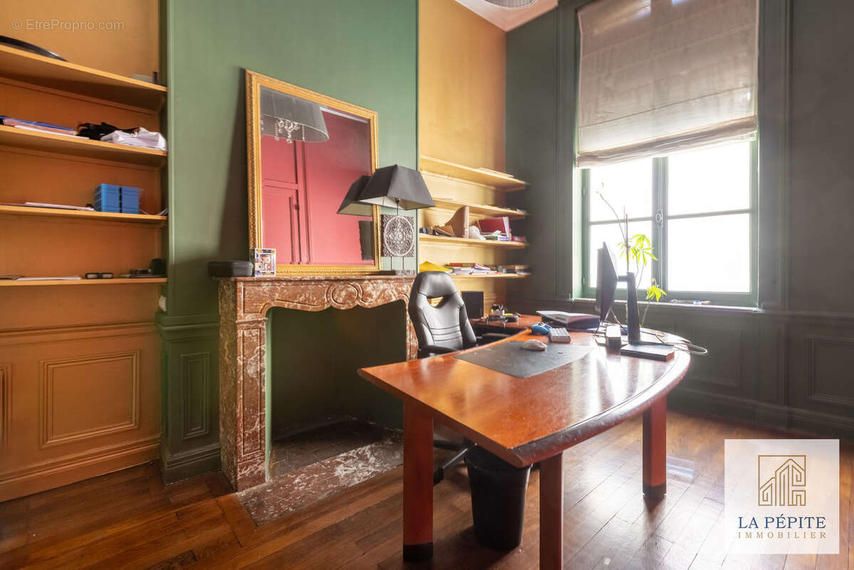 Maison Bourgeoise de charme - Hyper centre de Douai - 4 chambres - 1 bureau - combles aménageables - photo 10