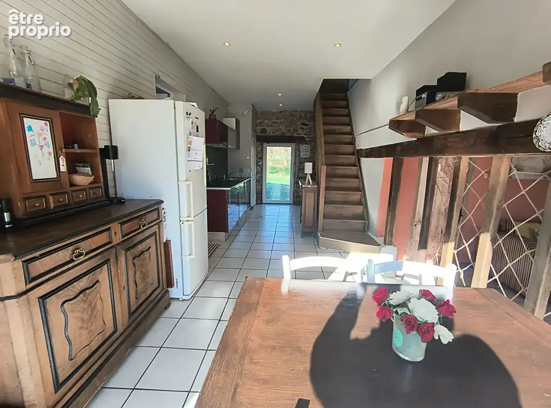 CREUSE - Maison polyvalente de 5 chambres avec piscine, dépendances et possibilité d'aménager un gîte - photo 6