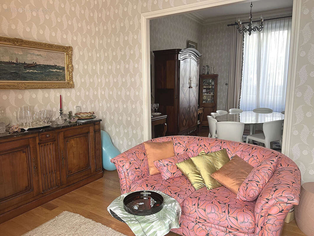Maison de ville en pierre avec jardin clos - photo 4