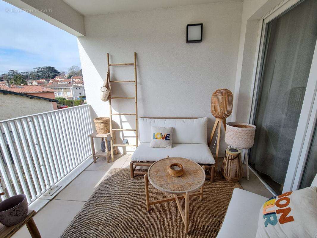 Appartement Grigny 2 pièces, balcon - photo 2