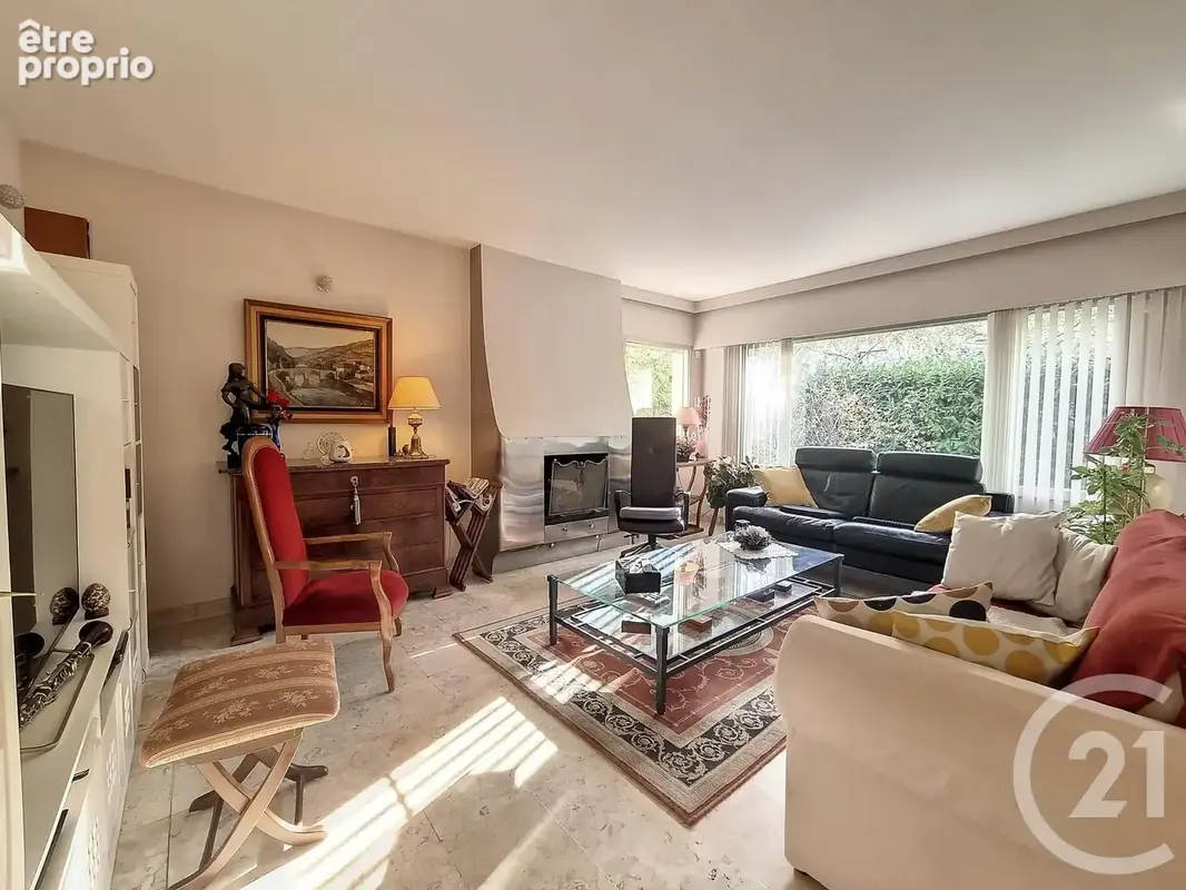 Maison 4 pièces 101 m² à vendre à Orleans (45100) - photo 2