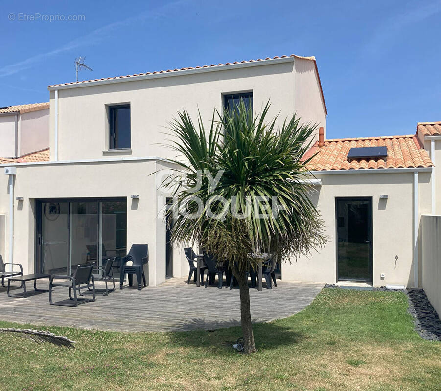 Maison à NOTRE-DAME-DE-RIEZ