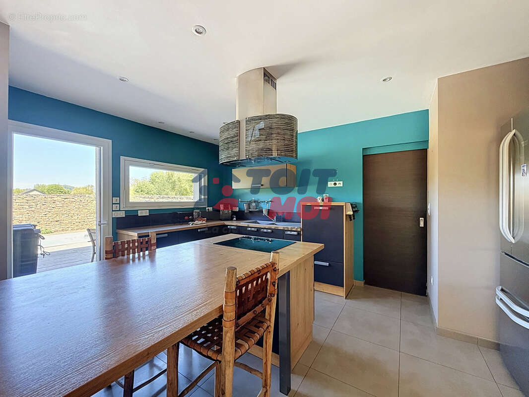 Maison contemporaine 2015 - 4 chambres - Suite parentale - Double garage - Terrain 1 449 m2 - photo 8