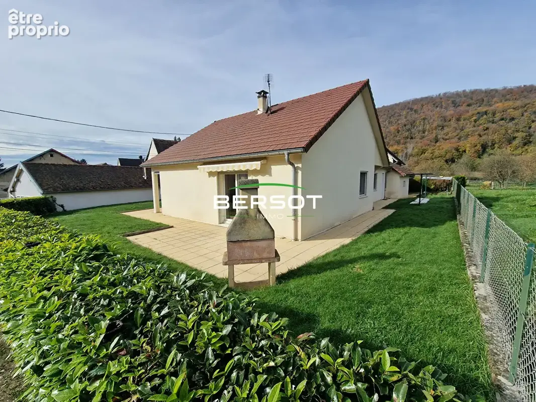 Maison de plain pied de 131 m² - 6 pièces, 3 chambres à Branne - photo 14