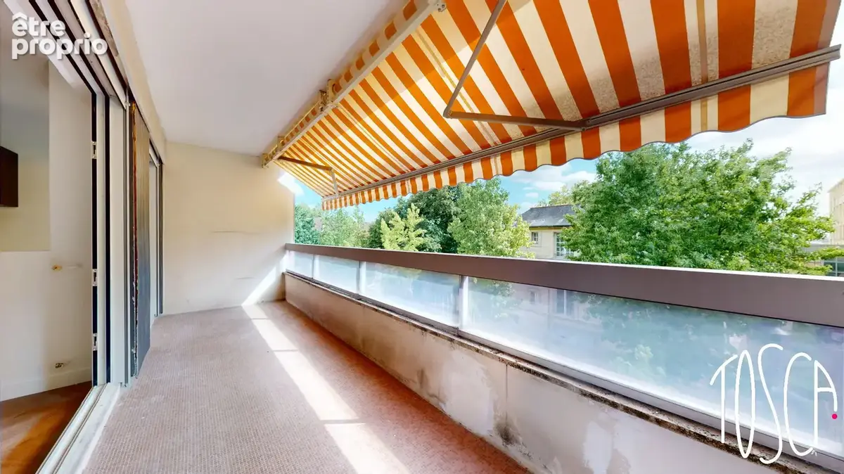 Sceaux  - studio rénové avec espace nuit grand balcon piscine dans la résidence - photo 9