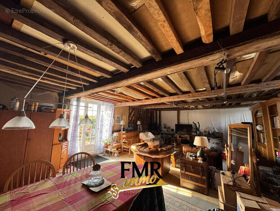 Maison à CESNY-AUX-VIGNES