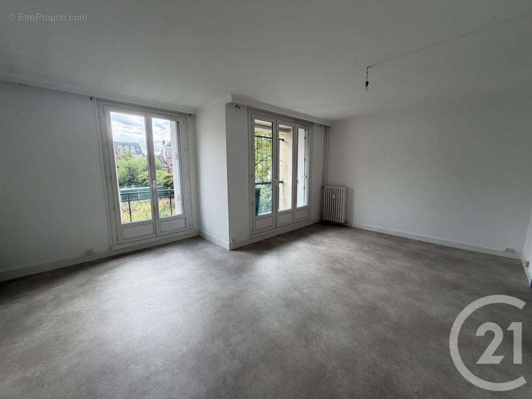 Appartement 73 m² à Beauvais  - photo 2