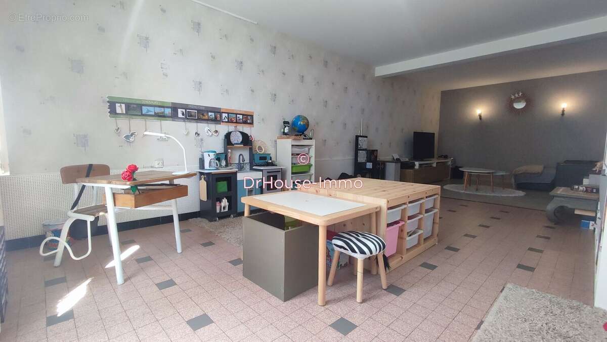 Maison 130 m² à Saint-Martial-Sur-Isop  - photo 2