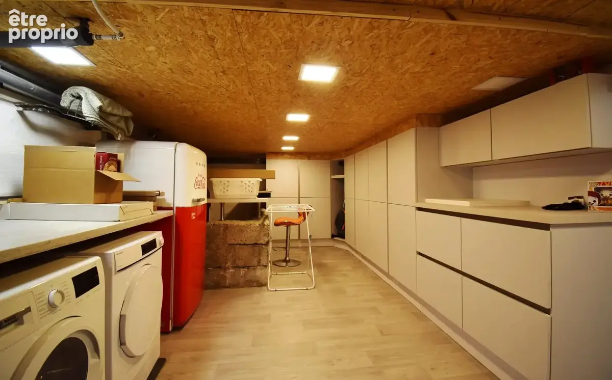 À VENDRE - Maison de ville rénovée quartier des Graves à Vichy - photo 10
