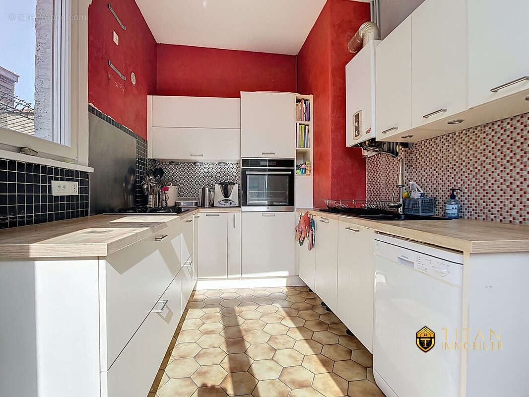  Grande maison de caractère à Dunkerque (59140) - Titan Immobilier   - Maison à DUNKERQUE