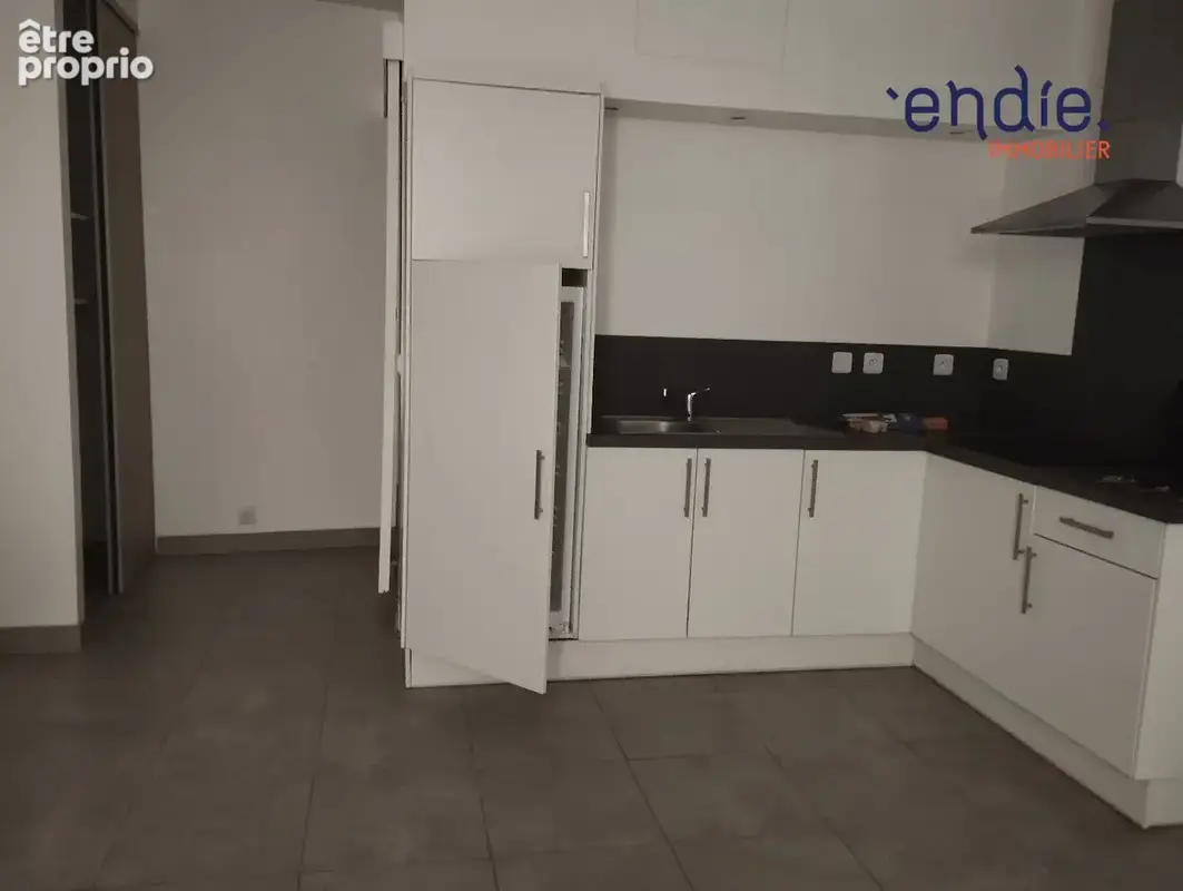 Appartement 270 m² à vendre à Blois (41000) - photo 2