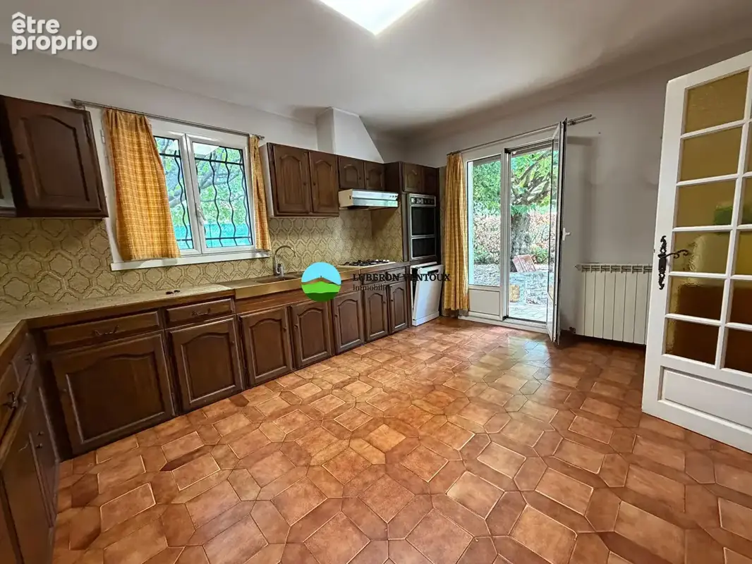 Carpentras quartier de la legue  a vendre maison 147 m² sur 600 m² . - photo 3