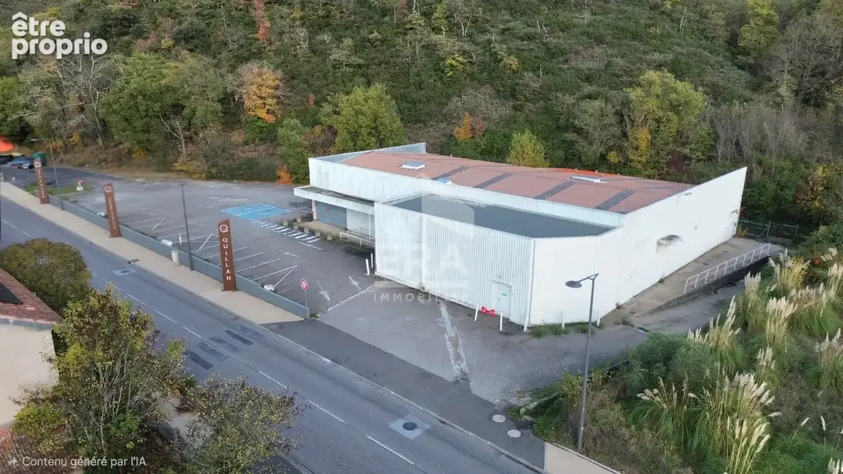 Local commercial 673m² à quillan - photo 1