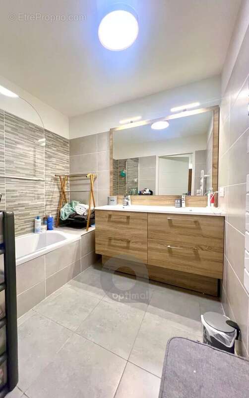 Appartement à ROQUEBRUNE-CAP-MARTIN