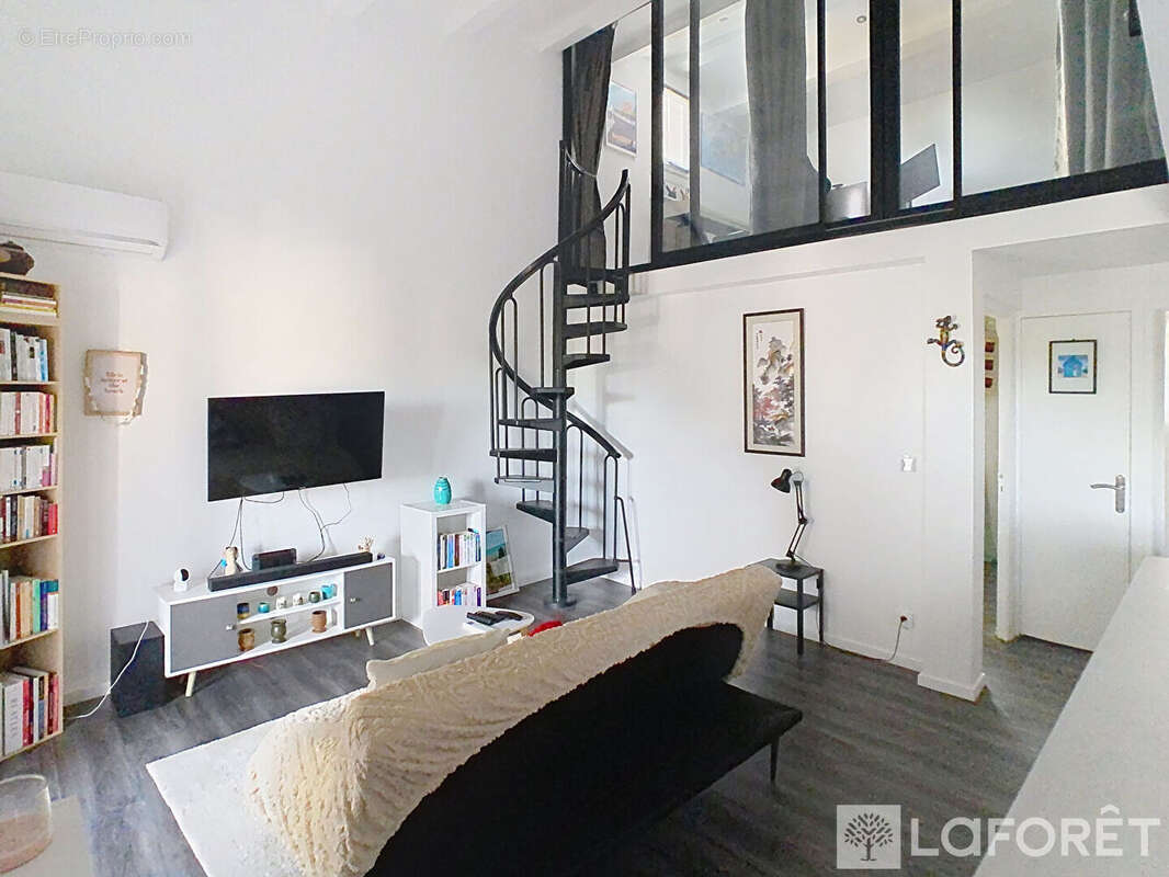 Appartement à SAUSSET-LES-PINS