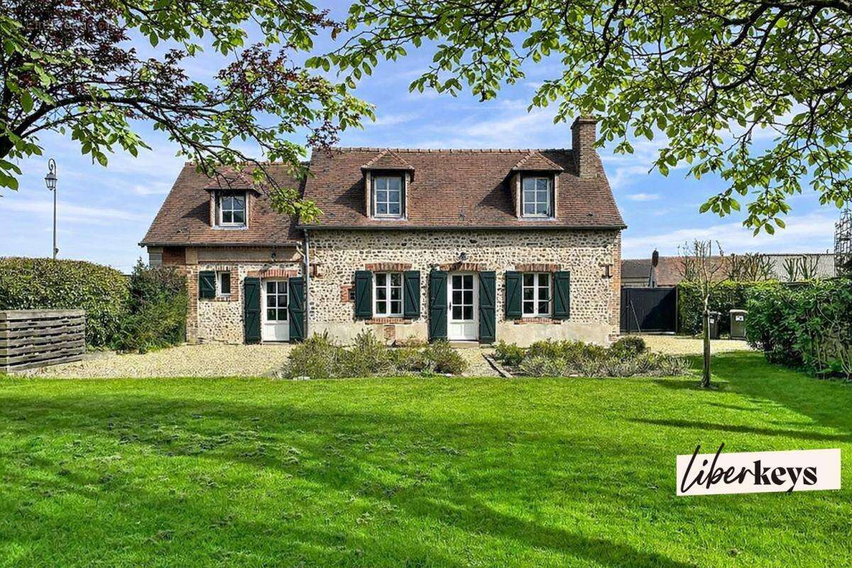Maison à GOURNAY-LE-GUERIN