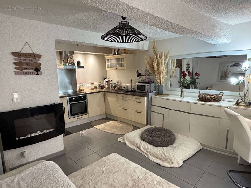 Maison à LEZIGNAN-CORBIERES