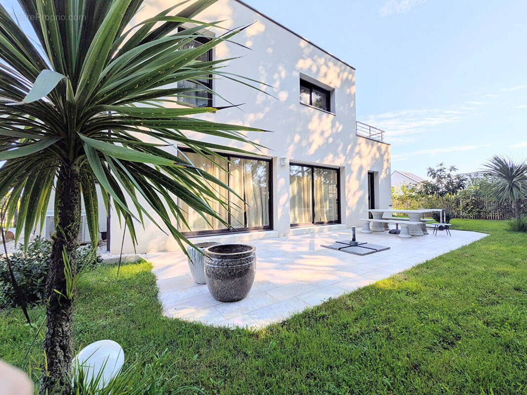 Maison à LA CHAPELLE-SUR-ERDRE