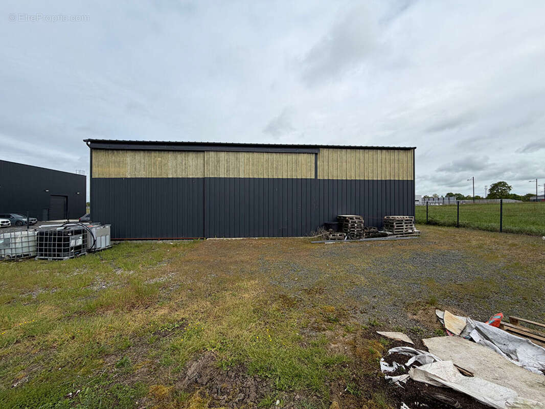 Maison à SAINT-MACAIRE-EN-MAUGES