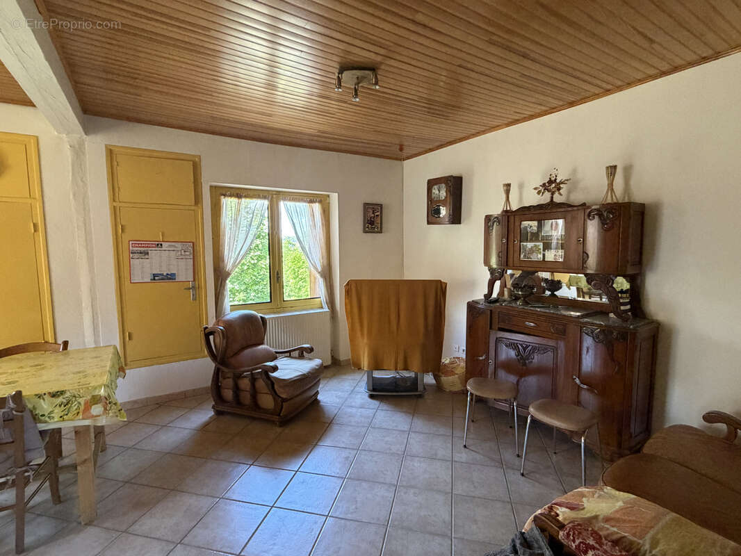 Exclusivité 152 : Maison T5, Chambon-le-Château. - photo 9