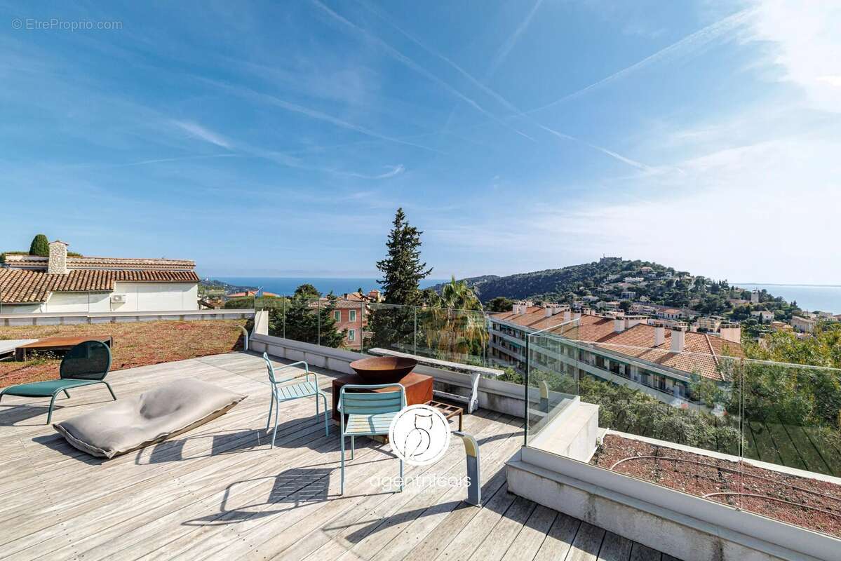 Appartement à VILLEFRANCHE-SUR-MER