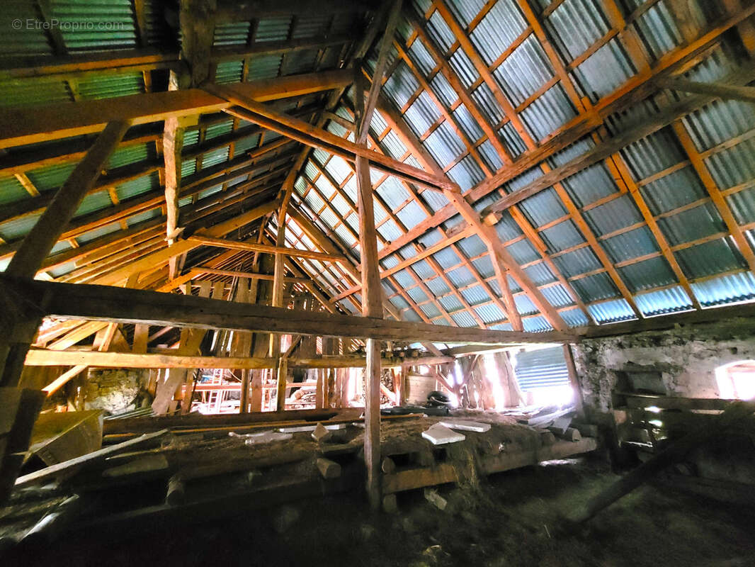73630 SAINTE-REINE   Un projet rare dans un environnement préservé - photo 2