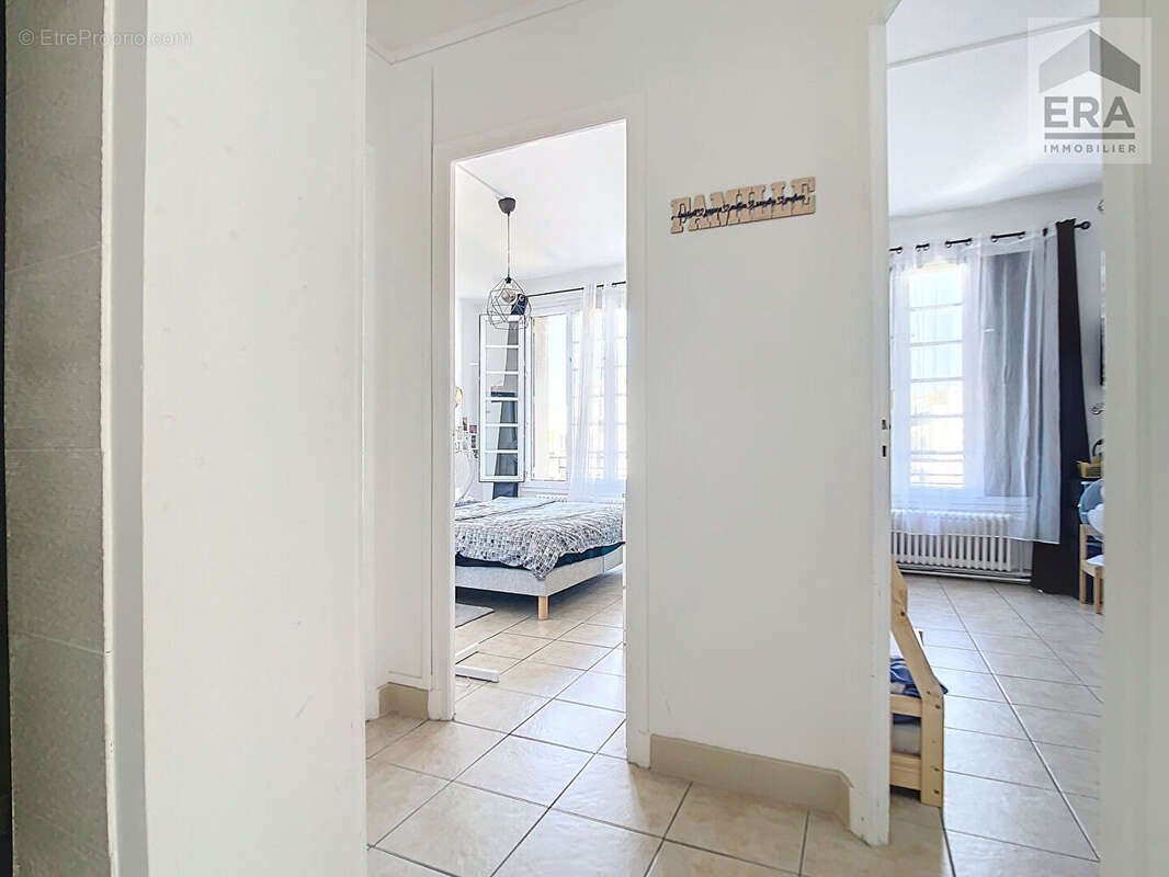 Appartement à MARSEILLE-7E