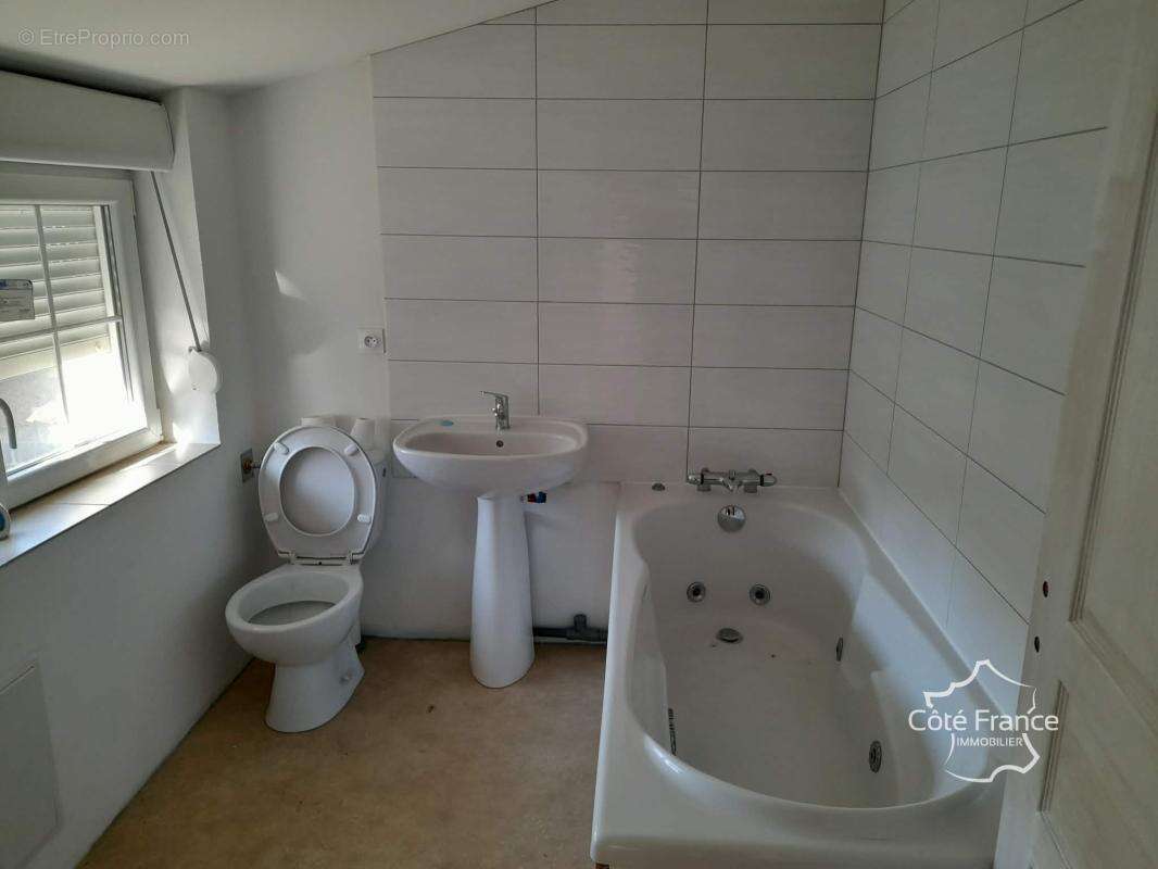 Maison à LE NOUVION-EN-THIERACHE