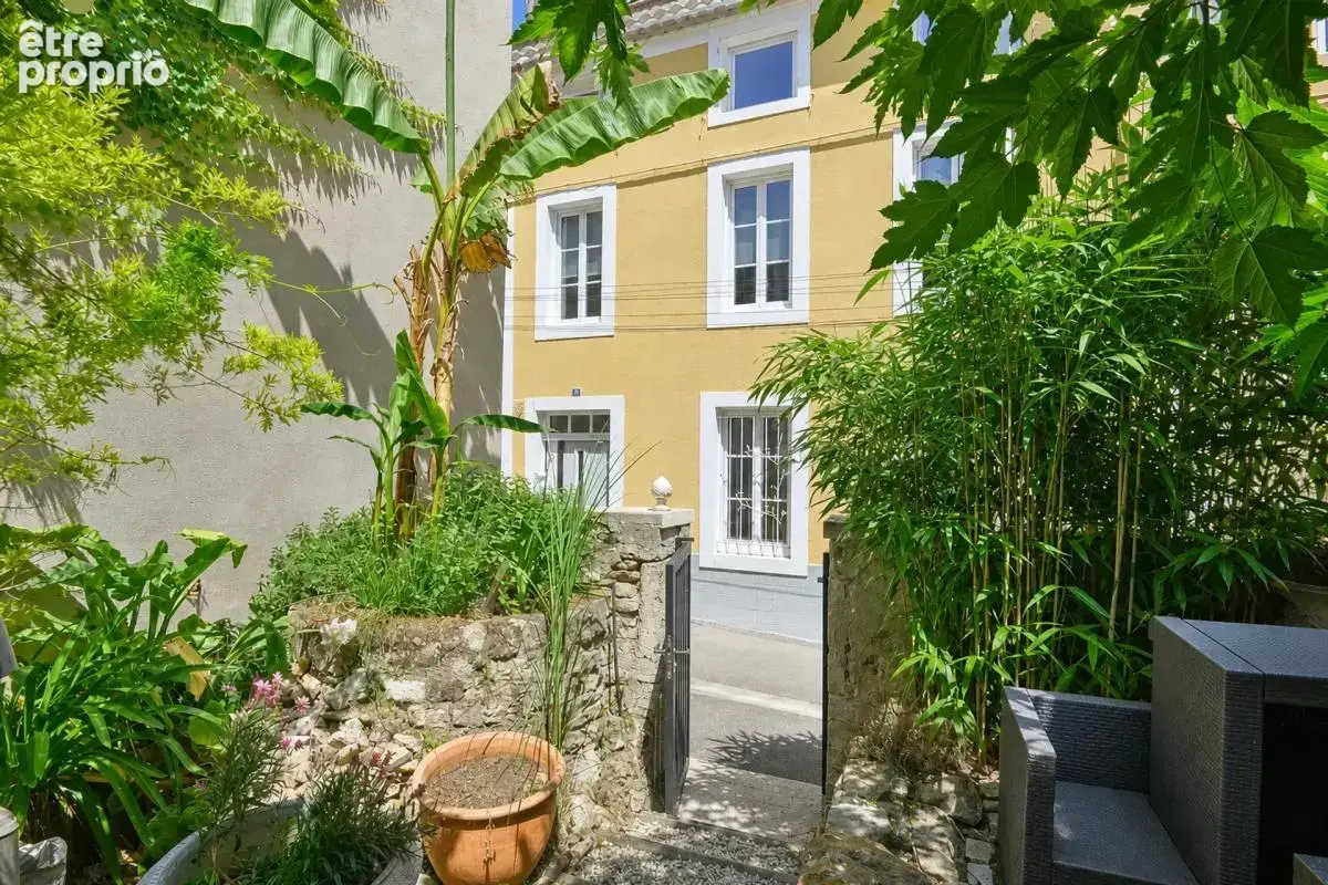Maison de 5 pièces de 135 m² à Pont-Saint-Esprit - photo 2