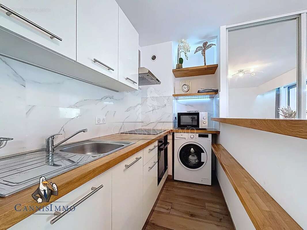 Appartement à LE CANNET