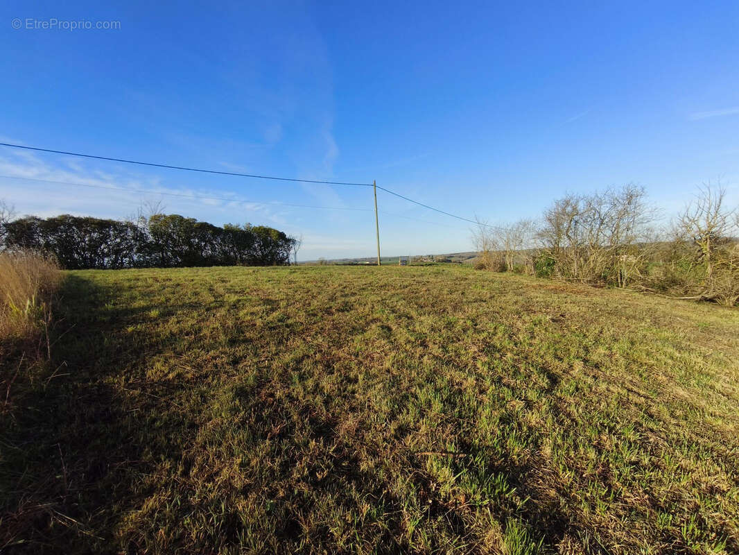 Terrain de 1541 m2 avec vue dégagée - photo 2