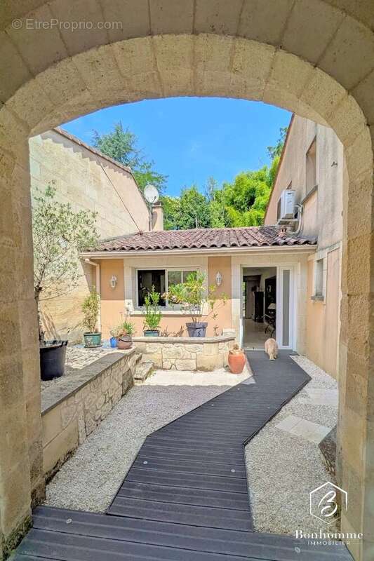 Maison 4 pièces - 135m² - photo 18