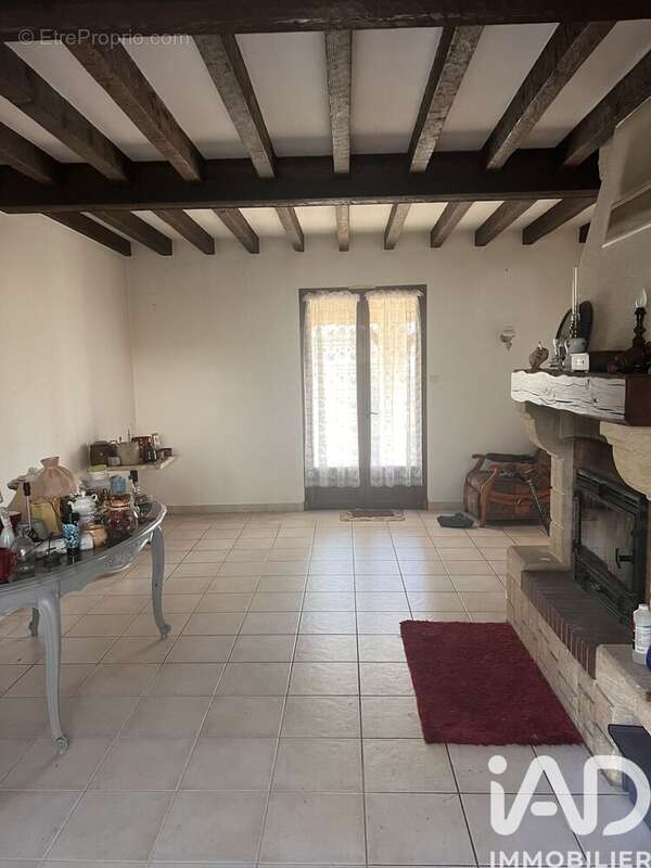 Photo 2 - Maison à LA CHAPELLE-GONAGUET