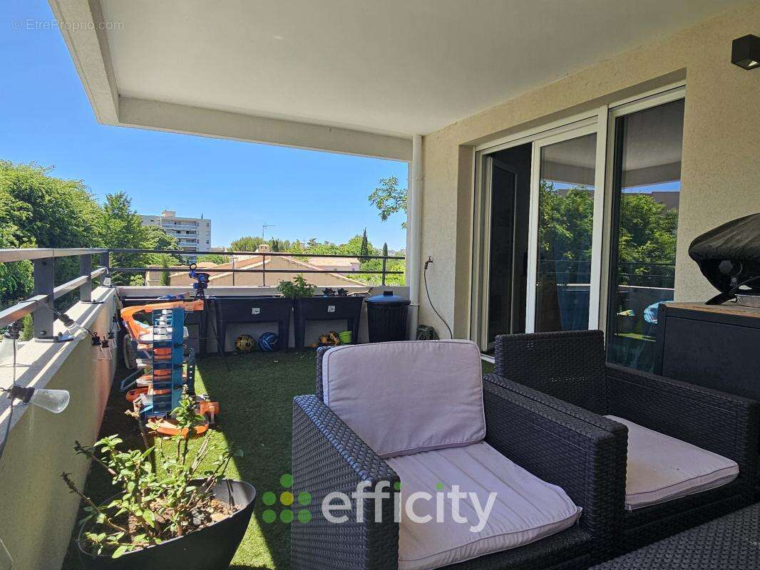 Appartement à MARSEILLE-9E