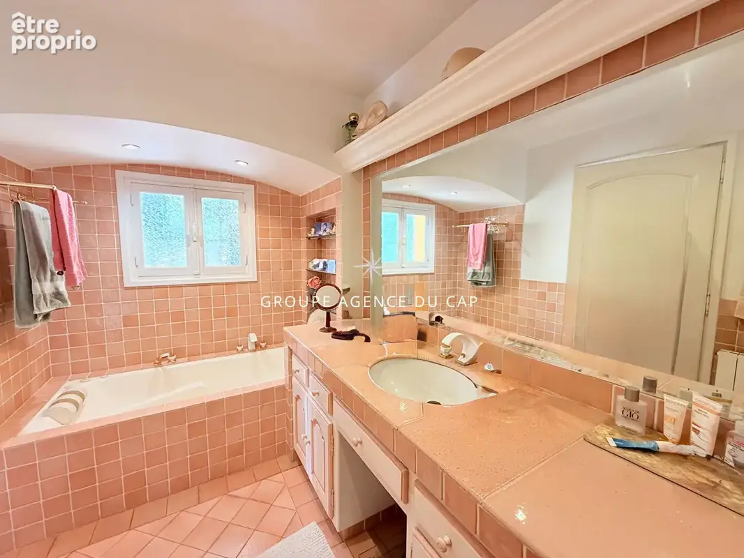 Villa vue mer sur le golfe de saint tropez de 200 m² sur sainte maxime - photo 12