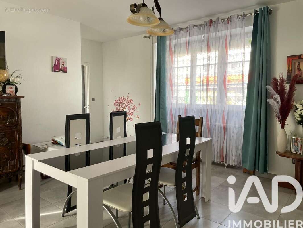 Photo 3 - Maison à LA COQUILLE