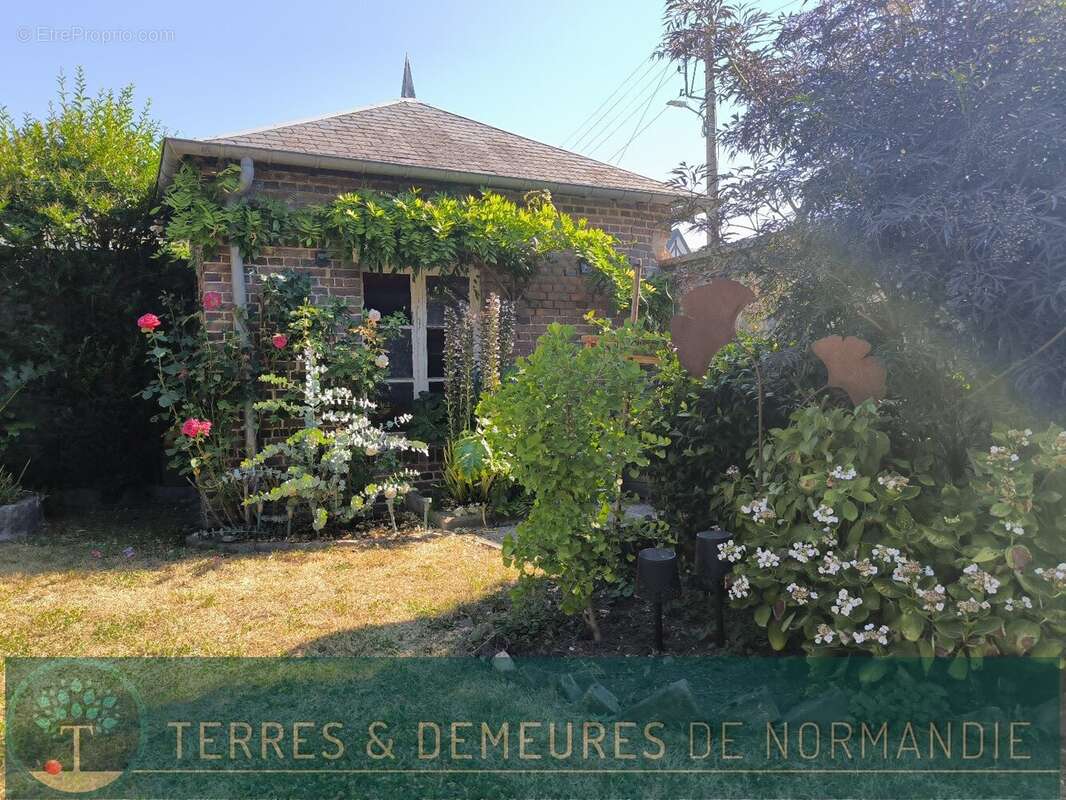 Pont-audemer (27500), centre-ville, maison 200 m²  avec jardin de 494 m² et dependances - photo 3