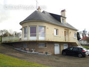 Maison à SAINT-HILAIRE-DU-HARCOUET