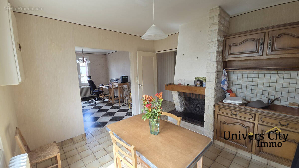 Maison à LEGE