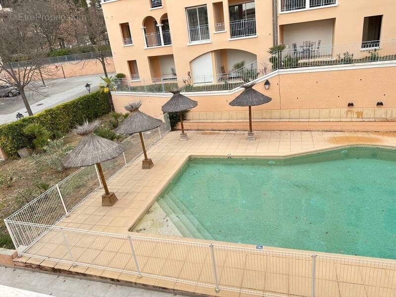 Appartement à GREOUX-LES-BAINS
