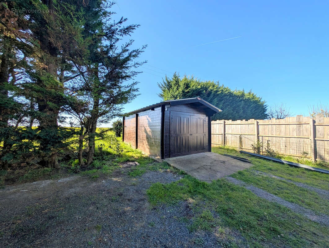 Pavillon sur sous-sol, terrain paysager 1760m2 - photo 16