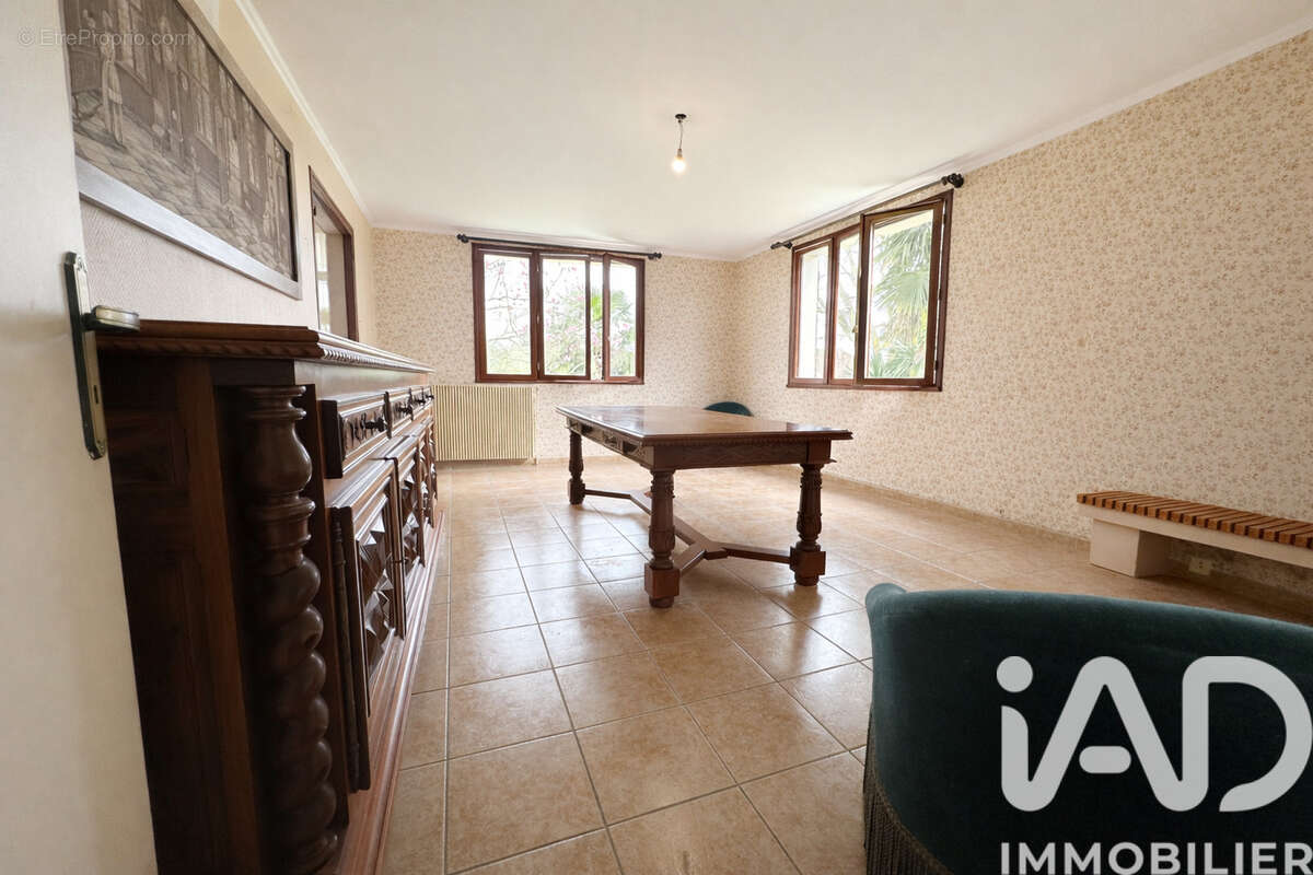 Maison 203 m² à Baigts-De-Bearn  - photo 4