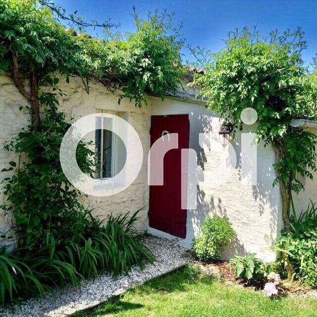 Maison à ROCHEFORT