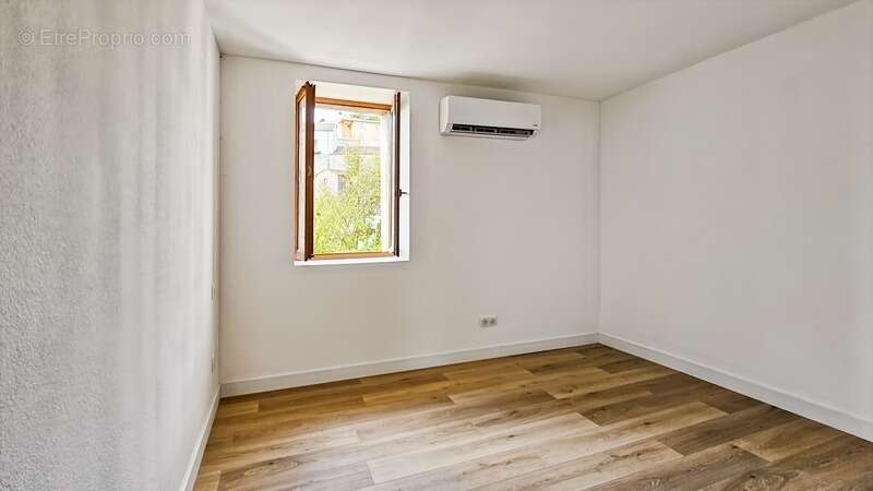 Appartement à LEVIE