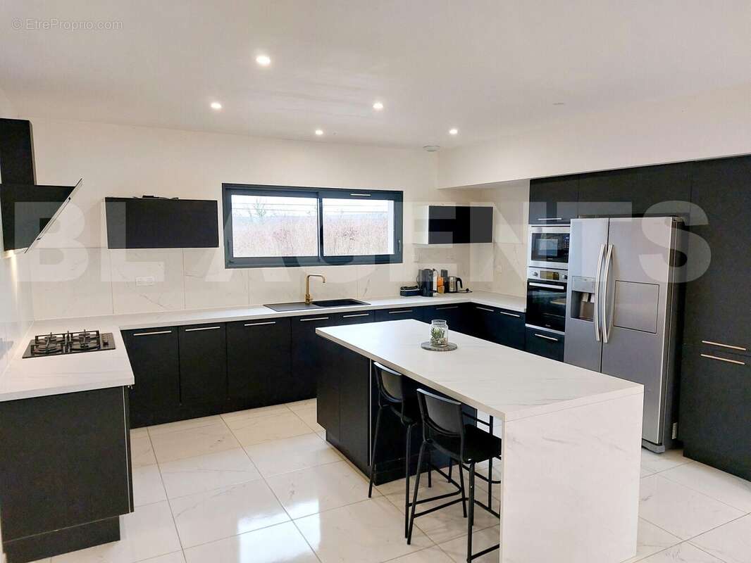 20251222_150810 - Maison à NEGREPELISSE