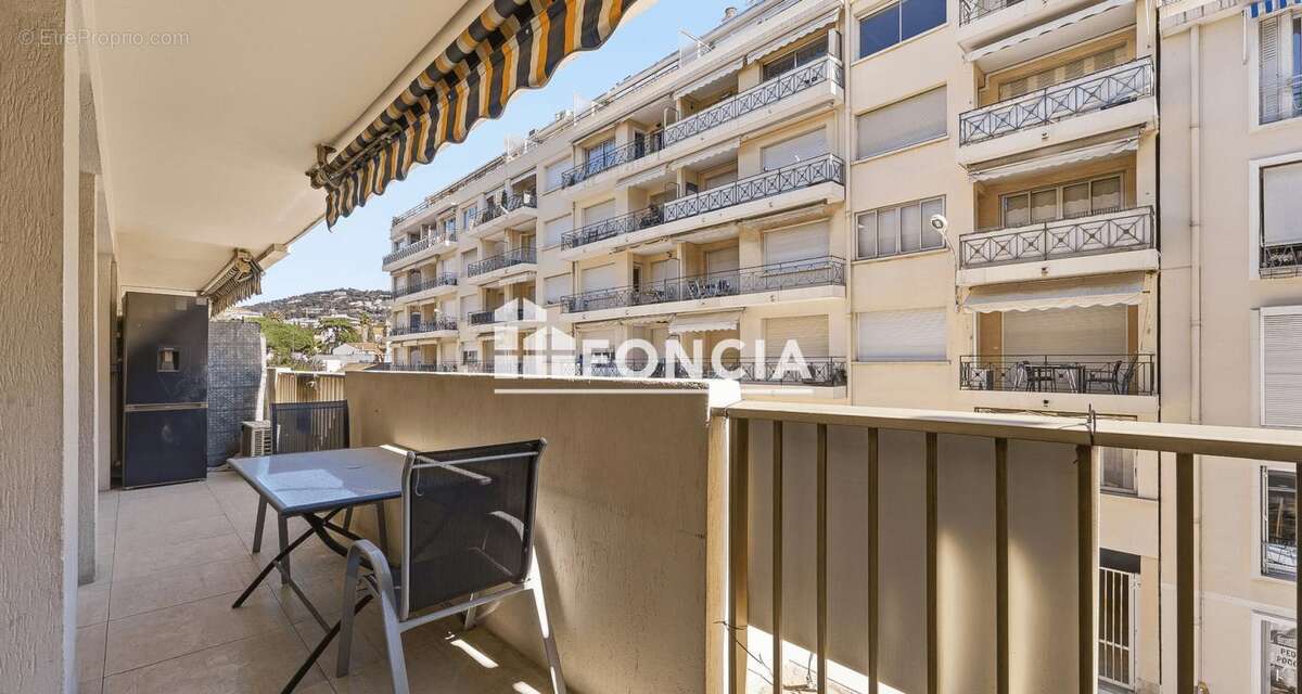 Appartement à CANNES