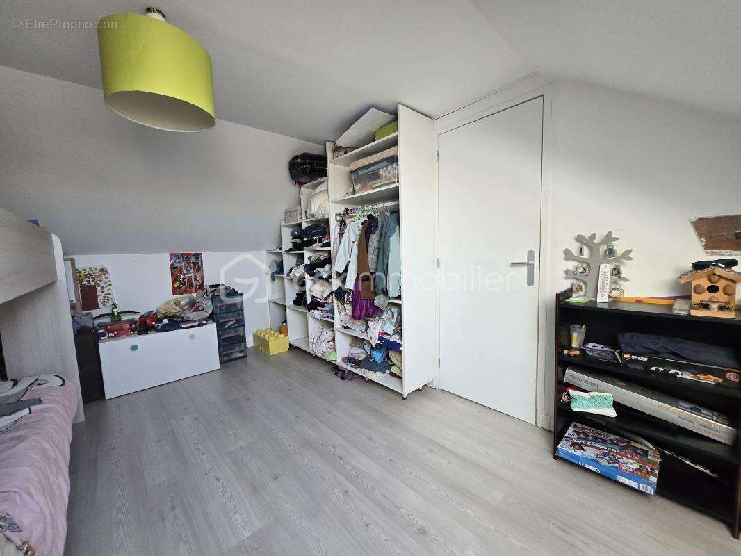 Maison à VARENNES-VAUZELLES