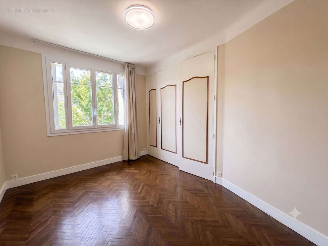 Appartement 5 pièces 150 m2 Longchamp - photo 11