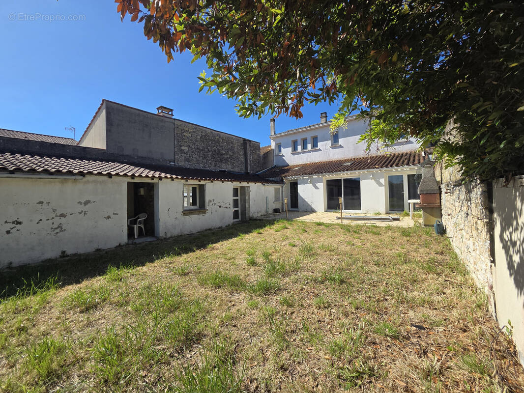 Maison à L'AIGUILLON-SUR-MER