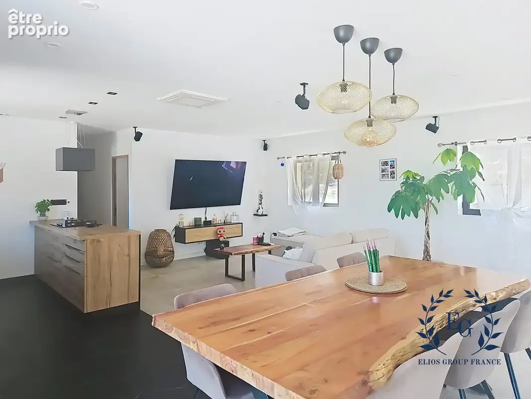 Maison 5 pièces 150 m² à vendre à Plan-D'aups-Sainte-Baume (83640) - photo 4